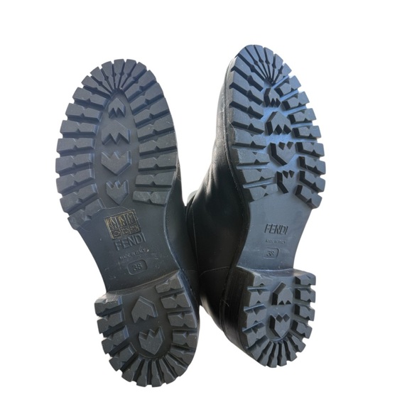 FENDI Black Leather Moto Boots w Fuchsia Shearling Trim - Picture 4 of 4